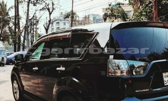 Buy Used 2011 Mitsubishi Outlander in Dhaka, Dhaka Buy Used 2011 Mitsubishi Outlander in Dhaka, Dhaka