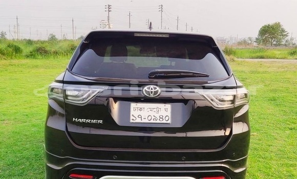 Buy Used 2014 Toyota Harrier in Dhaka, Dhaka Buy Used 2014 Toyota Harrier in Dhaka, Dhaka