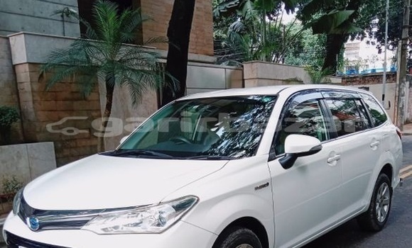 Buy Used 2016 Toyota Fielder in Dhaka, Dhaka Buy Used 2016 Toyota Fielder in Dhaka, Dhaka