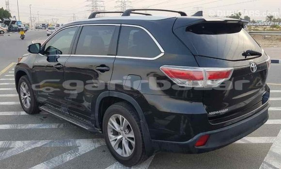 Buy Import 2014 Toyota Highlander in Import - Dubai, Bandarban Buy Import 2014 Toyota Highlander in Import - Dubai, Bandarban