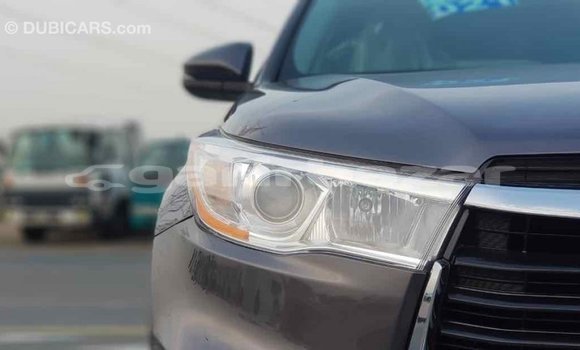 Buy Import 2016 Toyota Highlander in Import - Dubai, Bandarban Buy Import 2016 Toyota Highlander in Import - Dubai, Bandarban