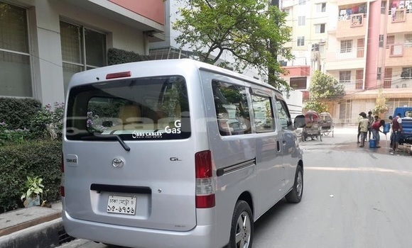 Buy Used 2009 Toyota TownAce in Dhaka, Dhaka Buy Used 2009 Toyota TownAce in Dhaka, Dhaka