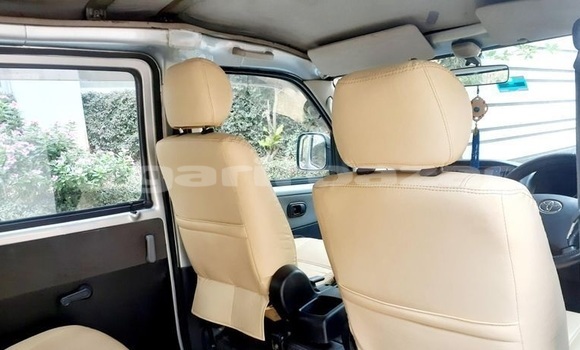 Buy Used 2009 Toyota TownAce in Dhaka, Dhaka Buy Used 2009 Toyota TownAce in Dhaka, Dhaka