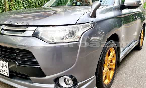 Buy Used 2015 Mitsubishi Outlander in Dhaka, Dhaka Buy Used 2015 Mitsubishi Outlander in Dhaka, Dhaka