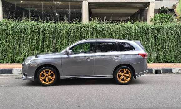 Buy Used 2015 Mitsubishi Outlander in Dhaka, Dhaka Buy Used 2015 Mitsubishi Outlander in Dhaka, Dhaka