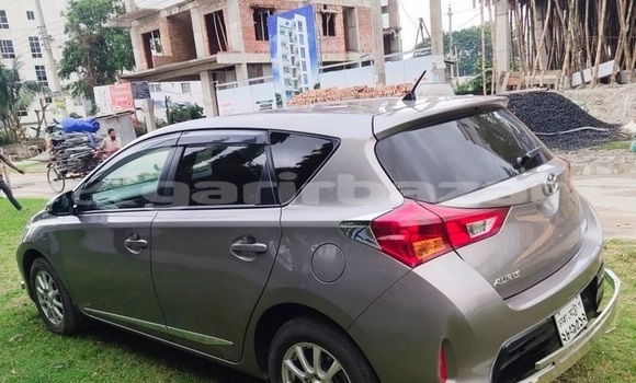 Buy Used 2014 Toyota Auris in Dhaka, Dhaka Buy Used 2014 Toyota Auris in Dhaka, Dhaka