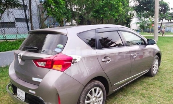 Buy Used 2014 Toyota Auris in Dhaka, Dhaka Buy Used 2014 Toyota Auris in Dhaka, Dhaka