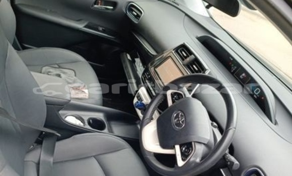 Buy Import 2017 Toyota Prius in Dhaka, Dhaka Buy Import 2017 Toyota Prius in Dhaka, Dhaka