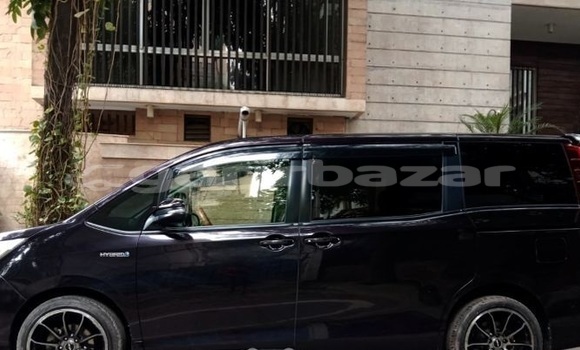 Buy Used 2015 Toyota Esquire in Dhaka, Dhaka Buy Used 2015 Toyota Esquire in Dhaka, Dhaka