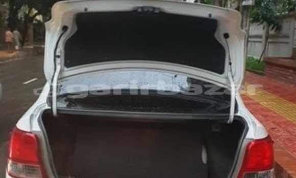 Buy Used 2013 Toyota Axio in Dhaka, Dhaka Buy Used 2013 Toyota Axio in Dhaka, Dhaka