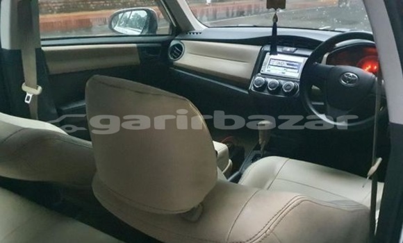 Buy Used 2013 Toyota Axio in Dhaka, Dhaka Buy Used 2013 Toyota Axio in Dhaka, Dhaka