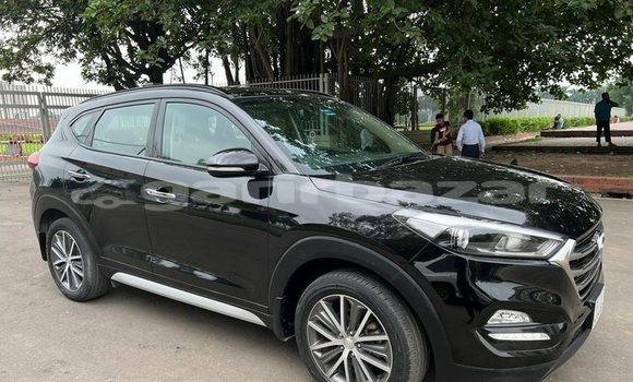 Buy Used 2016 Hyundai Tucson in Dhaka, Dhaka Buy Used 2016 Hyundai Tucson in Dhaka, Dhaka