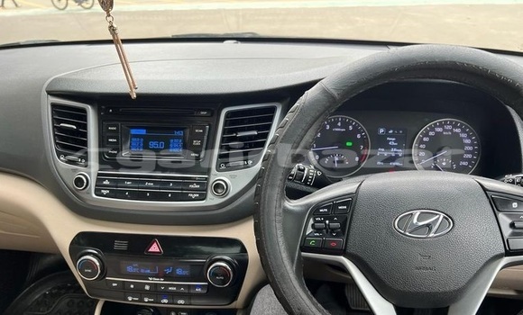 Buy Used 2016 Hyundai Tucson in Dhaka, Dhaka Buy Used 2016 Hyundai Tucson in Dhaka, Dhaka