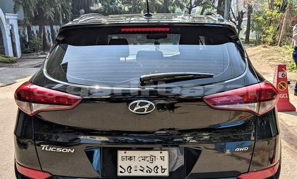 Buy Used 2016 Hyundai Tucson in Dhaka, Dhaka Buy Used 2016 Hyundai Tucson in Dhaka, Dhaka