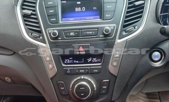 Buy Used 2017 Hyundai Santa Fe in Dhaka, Dhaka Buy Used 2017 Hyundai Santa Fe in Dhaka, Dhaka