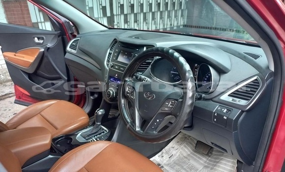 Buy Used 2017 Hyundai Santa Fe in Dhaka, Dhaka Buy Used 2017 Hyundai Santa Fe in Dhaka, Dhaka