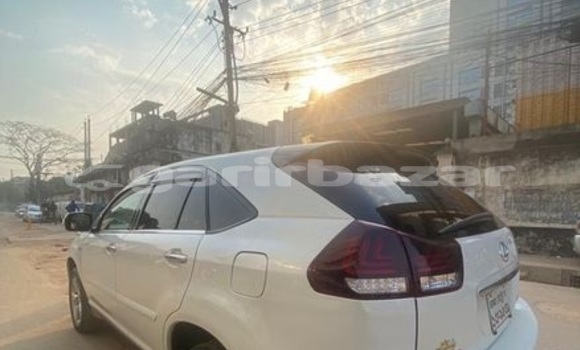 Buy Used 2009 Toyota Harrier in Dhaka, Dhaka Buy Used 2009 Toyota Harrier in Dhaka, Dhaka