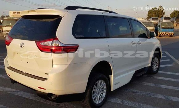 কেনা আমদানি Toyota Sienna White গাড়ী মধ্যে ইম্পোর্ট - দুবাই মধ্যে Bandarban কেনা আমদানি Toyota Sienna White গাড়ী মধ্যে ইম্পোর্ট - দুবাই মধ্যে Bandarban