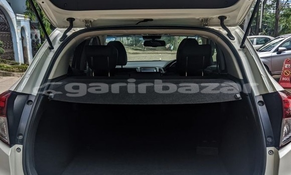 Buy Used 2015 Honda Vezel in Dhaka, Dhaka Buy Used 2015 Honda Vezel in Dhaka, Dhaka