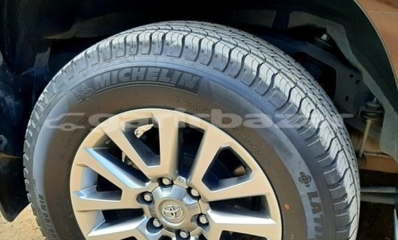 Buy Used 2017 Toyota Land Cruiser Prado in Dhaka, Dhaka Buy Used 2017 Toyota Land Cruiser Prado in Dhaka, Dhaka