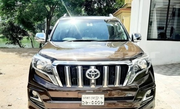 Buy Used 2017 Toyota Land Cruiser Prado in Dhaka, Dhaka Buy Used 2017 Toyota Land Cruiser Prado in Dhaka, Dhaka