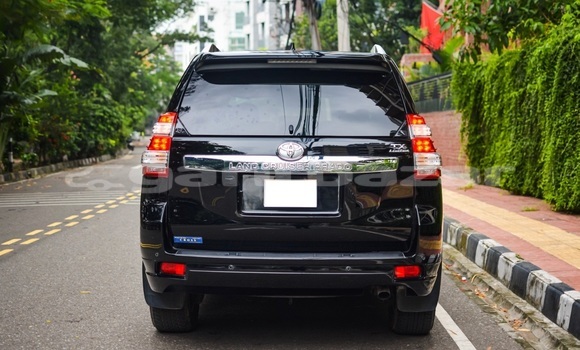 Buy Used 2016 Toyota Land Cruiser Prado in Dhaka, Dhaka Buy Used 2016 Toyota Land Cruiser Prado in Dhaka, Dhaka