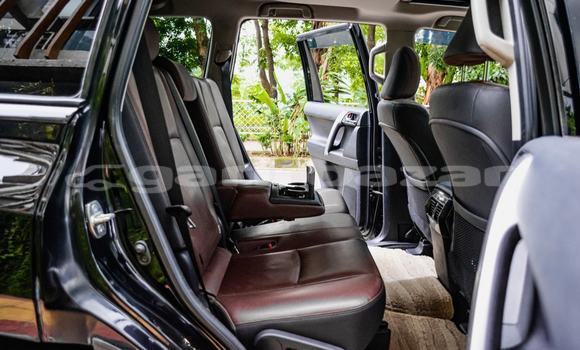 Buy Used 2016 Toyota Land Cruiser Prado in Dhaka, Dhaka Buy Used 2016 Toyota Land Cruiser Prado in Dhaka, Dhaka