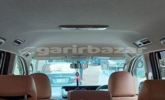 Buy Used 2012 Toyota Noah in Dhaka, Dhaka Buy Used 2012 Toyota Noah in Dhaka, Dhaka