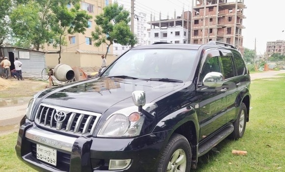 Buy Used 2006 Toyota Land Cruiser Prado in Dhaka, Dhaka Buy Used 2006 Toyota Land Cruiser Prado in Dhaka, Dhaka