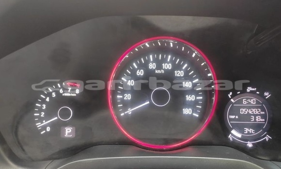 Buy Used 2014 Honda Vezel in Dhaka, Dhaka Buy Used 2014 Honda Vezel in Dhaka, Dhaka