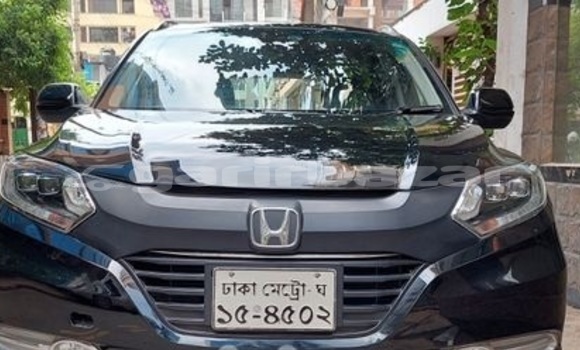 Buy Used 2016 Honda Vezel in Dhaka, Dhaka Buy Used 2016 Honda Vezel in Dhaka, Dhaka