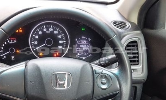 Buy Used 2016 Honda Vezel in Dhaka, Dhaka Buy Used 2016 Honda Vezel in Dhaka, Dhaka