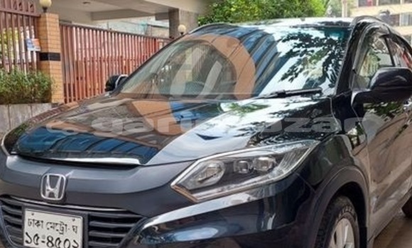 Buy Used 2016 Honda Vezel in Dhaka, Dhaka Buy Used 2016 Honda Vezel in Dhaka, Dhaka