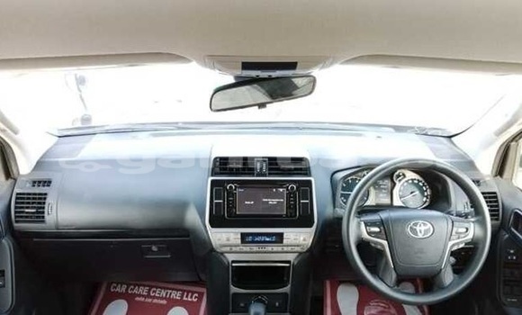 Buy Import 2017 Toyota Land Cruiser Prado in Dhaka, Dhaka Buy Import 2017 Toyota Land Cruiser Prado in Dhaka, Dhaka