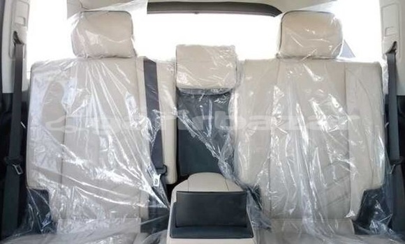 Buy Import 2017 Toyota Land Cruiser Prado in Dhaka, Dhaka Buy Import 2017 Toyota Land Cruiser Prado in Dhaka, Dhaka