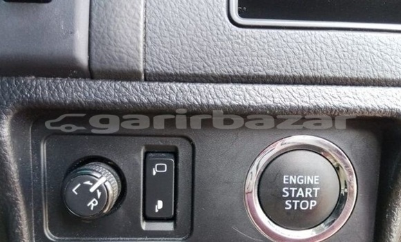 Buy Import 2017 Toyota Land Cruiser Prado in Dhaka, Dhaka Buy Import 2017 Toyota Land Cruiser Prado in Dhaka, Dhaka