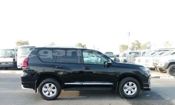 Buy Import 2017 Toyota Land Cruiser Prado in Dhaka, Dhaka Buy Import 2017 Toyota Land Cruiser Prado in Dhaka, Dhaka