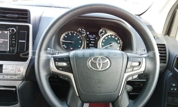 Buy Import 2017 Toyota Land Cruiser Prado in Dhaka, Dhaka Buy Import 2017 Toyota Land Cruiser Prado in Dhaka, Dhaka