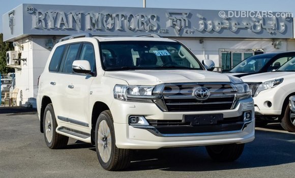 Buy Import 2019 Toyota Land Cruiser in Import - Dubai, Bandarban Buy Import 2019 Toyota Land Cruiser in Import - Dubai, Bandarban