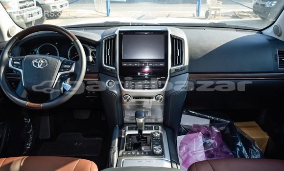 Buy Import 2019 Toyota Land Cruiser in Import - Dubai, Bandarban Buy Import 2019 Toyota Land Cruiser in Import - Dubai, Bandarban