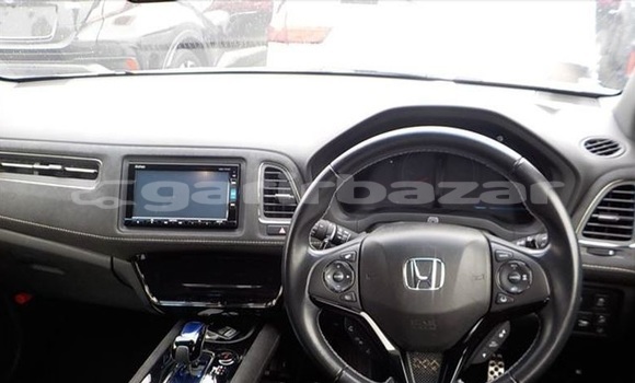 কেনা আমদানি Honda Vezel White গাড়ী মধ্যে ঢাকা মধ্যে Dhaka কেনা আমদানি Honda Vezel White গাড়ী মধ্যে ঢাকা মধ্যে Dhaka