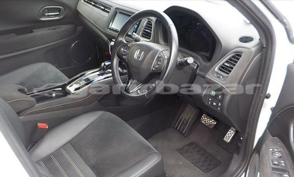 কেনা আমদানি Honda Vezel White গাড়ী মধ্যে ঢাকা মধ্যে Dhaka কেনা আমদানি Honda Vezel White গাড়ী মধ্যে ঢাকা মধ্যে Dhaka