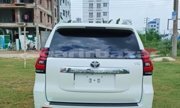 Buy Import 2018 Toyota Land Cruiser Prado in Dhaka, Dhaka Buy Import 2018 Toyota Land Cruiser Prado in Dhaka, Dhaka