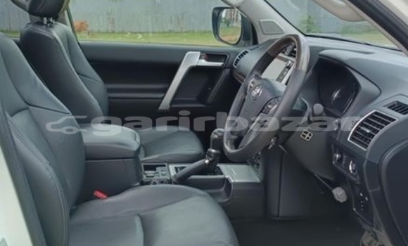 Buy Import 2018 Toyota Land Cruiser Prado in Dhaka, Dhaka Buy Import 2018 Toyota Land Cruiser Prado in Dhaka, Dhaka
