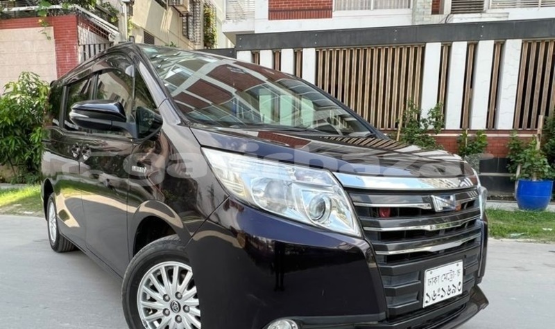 Big with watermark toyota noah dhaka dhaka 5659