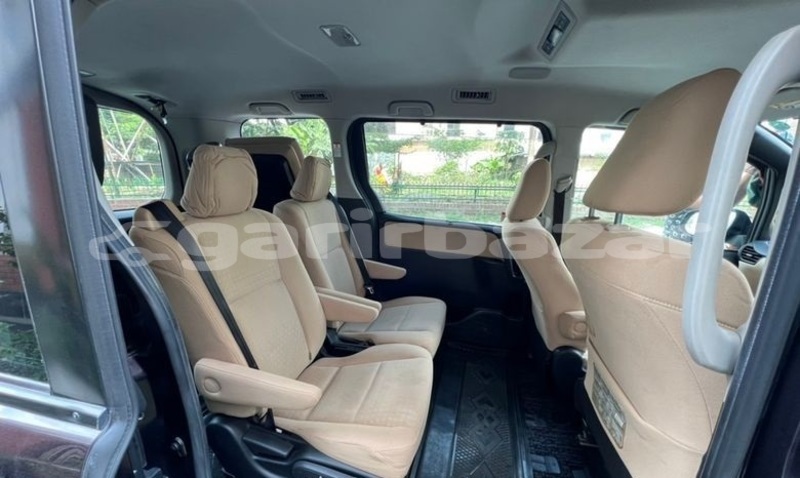 Big with watermark toyota noah dhaka dhaka 5659