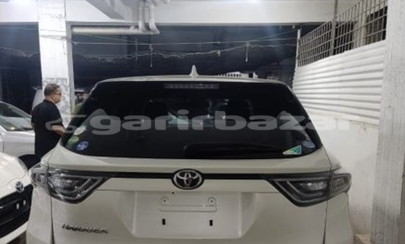 Buy Used 2017 Toyota Harrier in Dhaka, Dhaka Buy Used 2017 Toyota Harrier in Dhaka, Dhaka