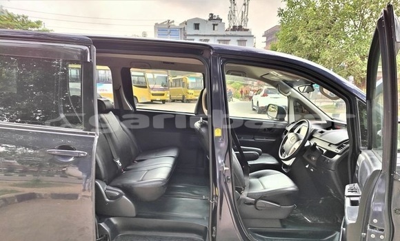 কেনা ব্যবহৃত Toyota Noah Purple গাড়ী মধ্যে ঢাকা মধ্যে Dhaka কেনা ব্যবহৃত Toyota Noah Purple গাড়ী মধ্যে ঢাকা মধ্যে Dhaka