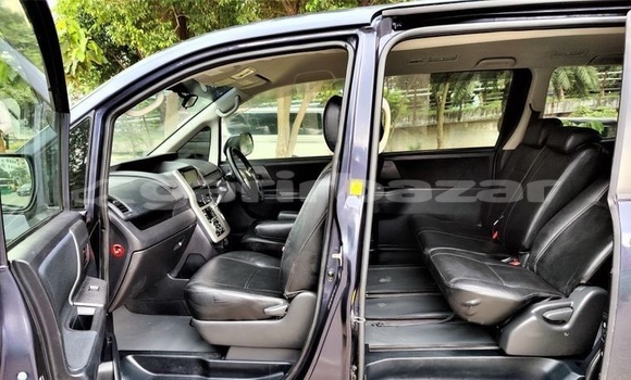 কেনা ব্যবহৃত Toyota Noah Purple গাড়ী মধ্যে ঢাকা মধ্যে Dhaka কেনা ব্যবহৃত Toyota Noah Purple গাড়ী মধ্যে ঢাকা মধ্যে Dhaka