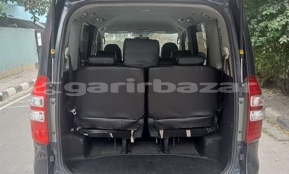 Buy Used 2012 Toyota Noah in Dhaka, Dhaka Buy Used 2012 Toyota Noah in Dhaka, Dhaka
